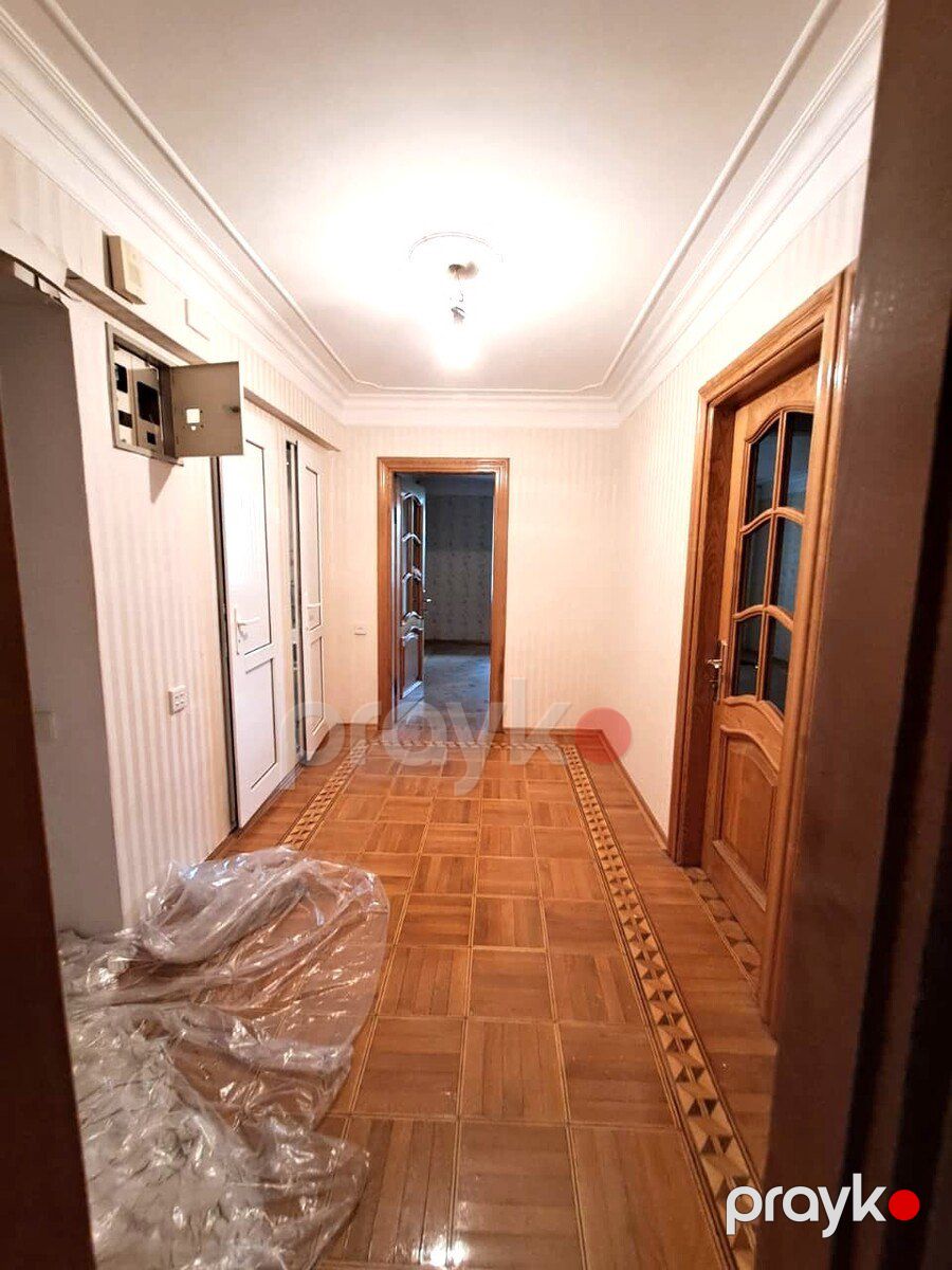 Satılır 2 otaqlı köhnə tikili 85 m² — Mənzil, Bakı (3)