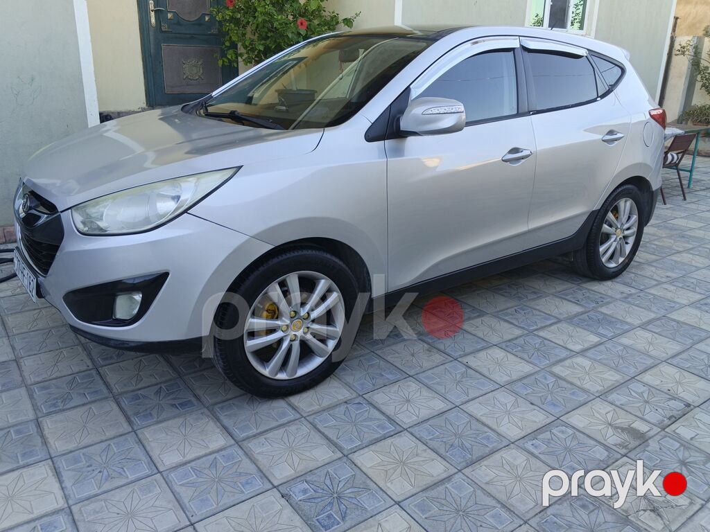 Hyundai Tucson: 2 l 2010 il Krossover — Avtomobillər, Digah (3)