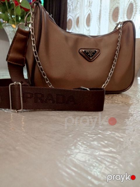 Çiyin çantası, Prada, Yeni — Gəncə
