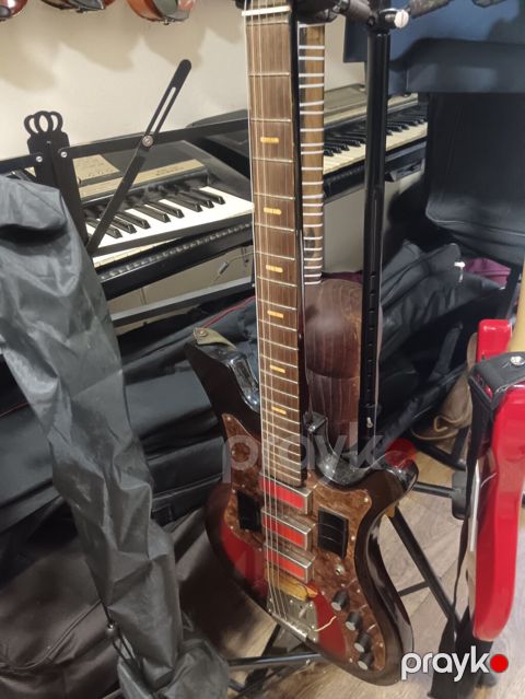 Elektro gitara — Bakı