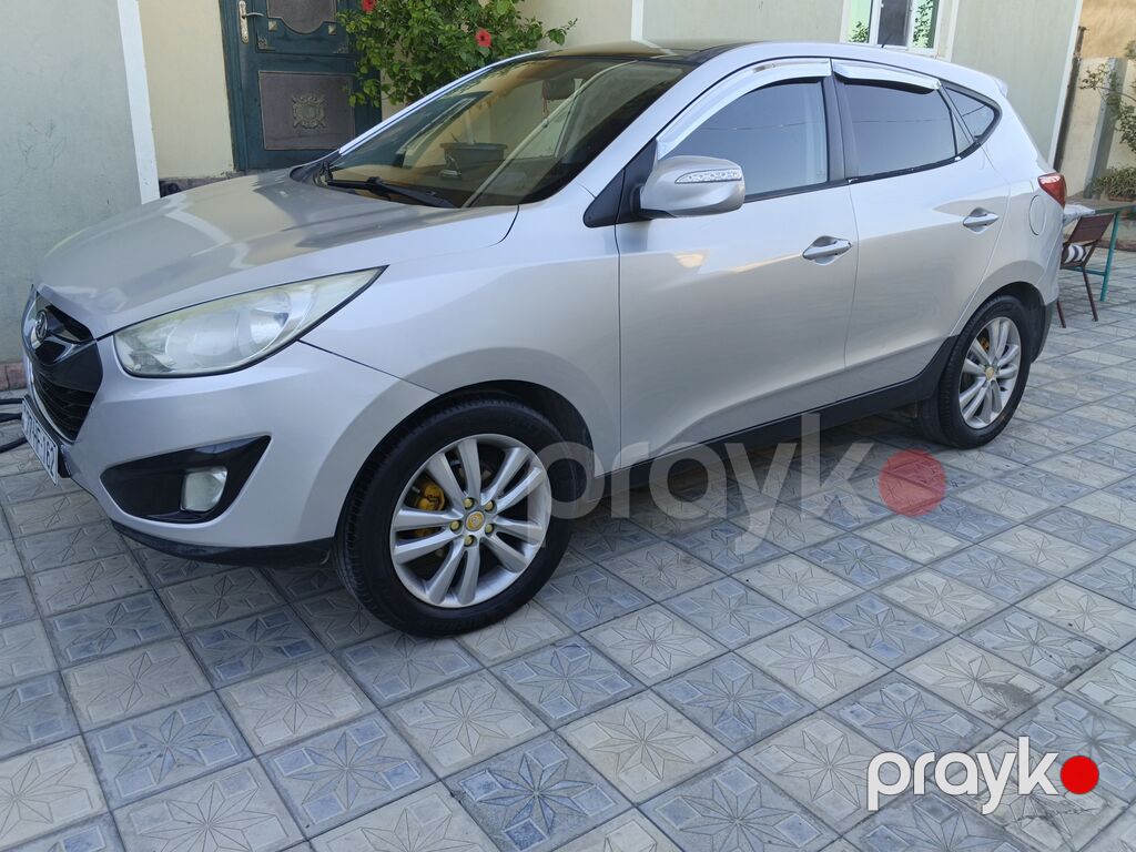 Hyundai Tucson: 2 l 2010 il Krossover — Avtomobillər, Digah (3)