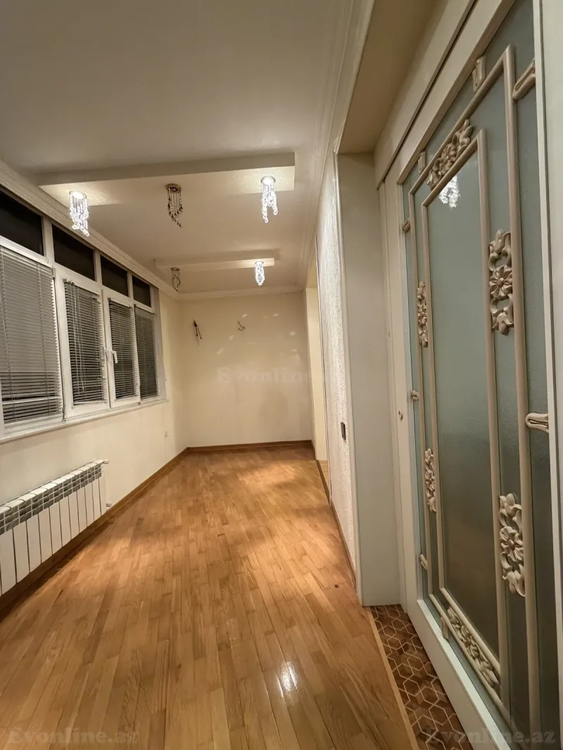 Kirayə verilir 3 otaqlı Mənzil Köhnə tikili 175 m² Bakı, Nərimanov r — Mənzil, Bakı (4)