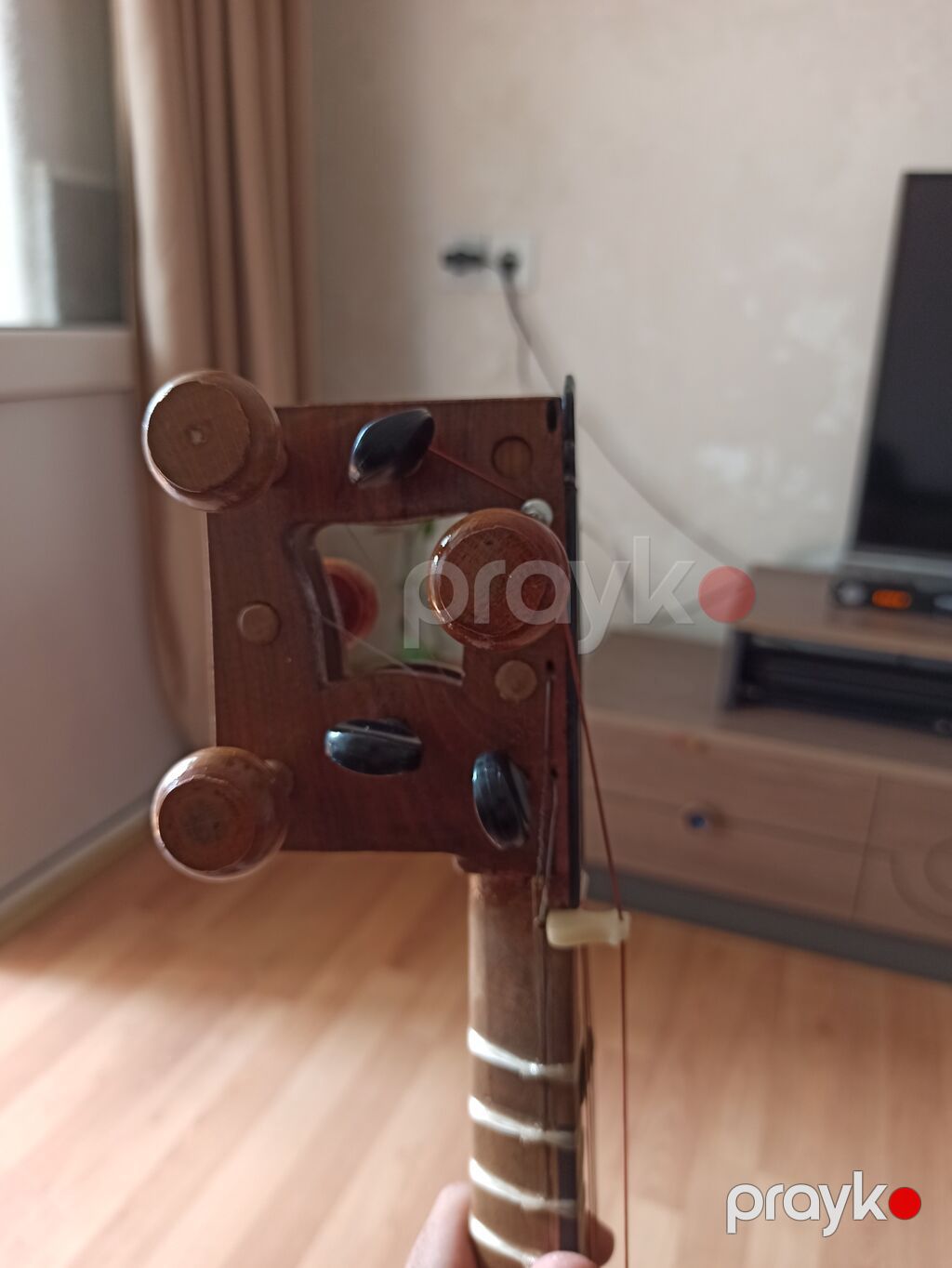 Tar qədimi tardır peto ustanın tarıdır heç bir problemi yoxdur — Gitarlar və digər simli alətlər, Gəncə (6)