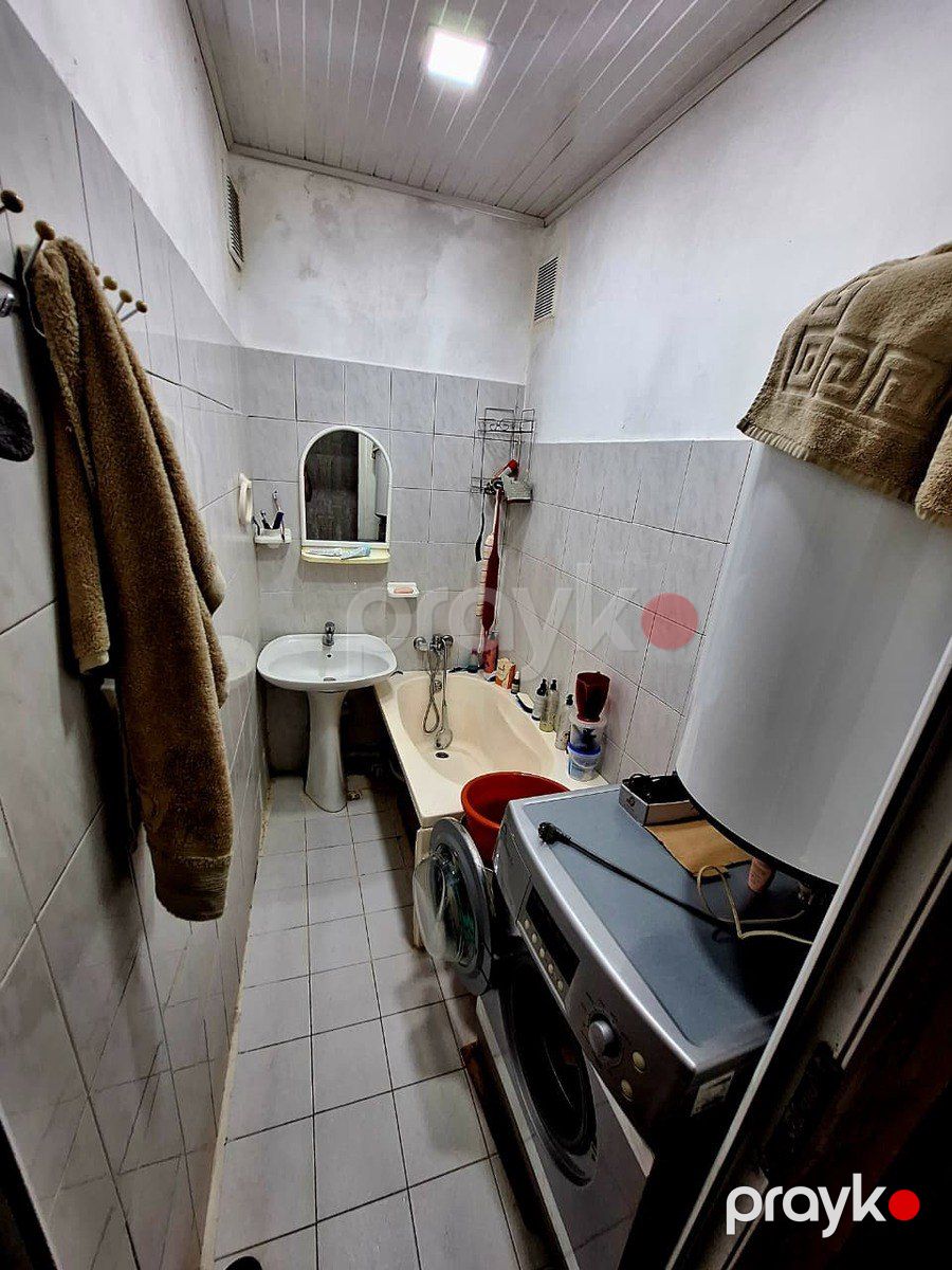 Satılır 2 otaqlı köhnə tikili 70 m² — Mənzil, Bakı (7)