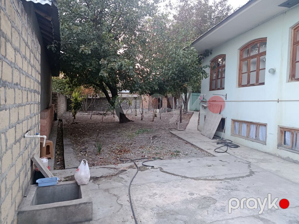 4 otaqlı, 700 kv. m, Yeni təmirli — Ev, villa, Şəki (6)