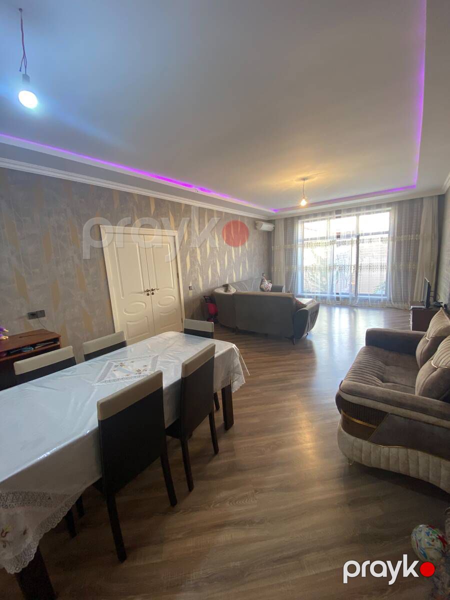 Satılır 4 otaqlı həyət evi/bağ evi 200 m² — Ev, villa, Bakı (12)