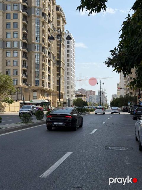 Satılır 2 otaqlı köhnə tikili 42 m² — Bakı