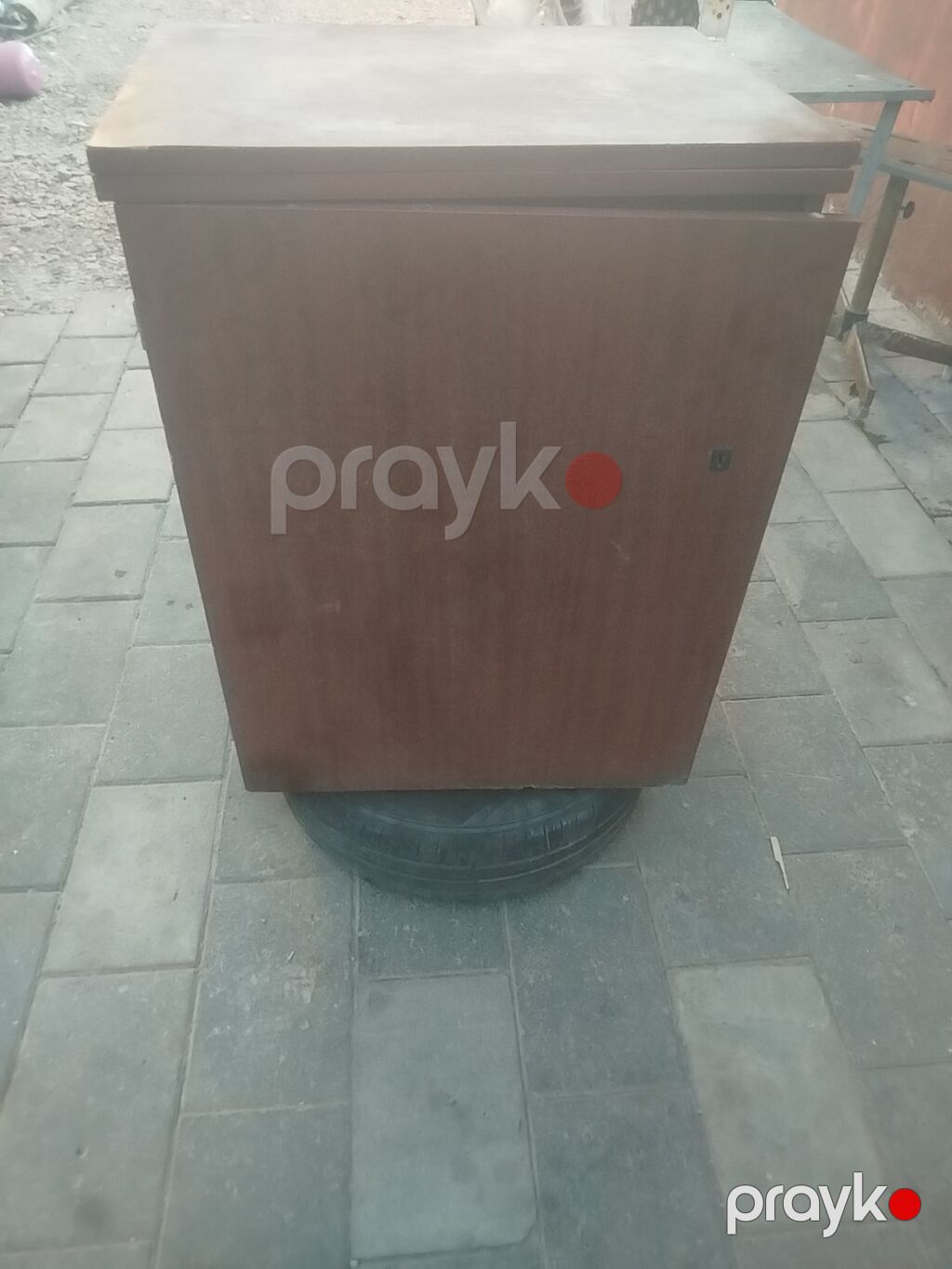 Tikiş maşını stol ilə - Klassik mexaniki tikiş maşını, taxta qatlana — Tikiş və işəmə maşınları, Digah (2)