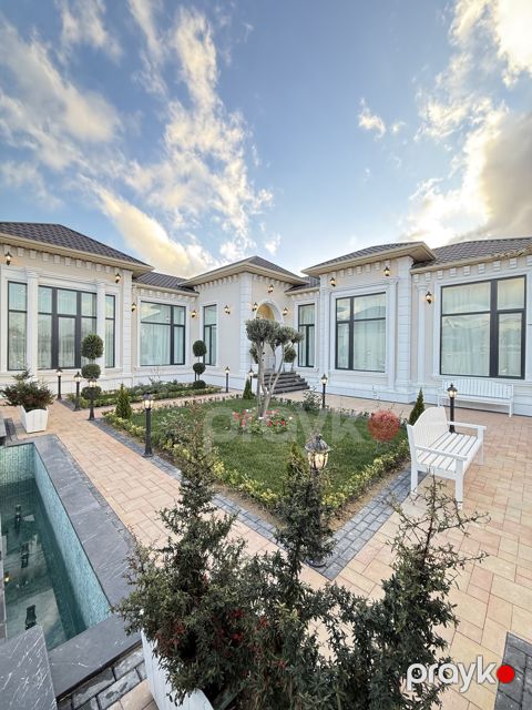 Satılır 5 otaqlı həyət evi/bağ evi 250 m² — Bakı