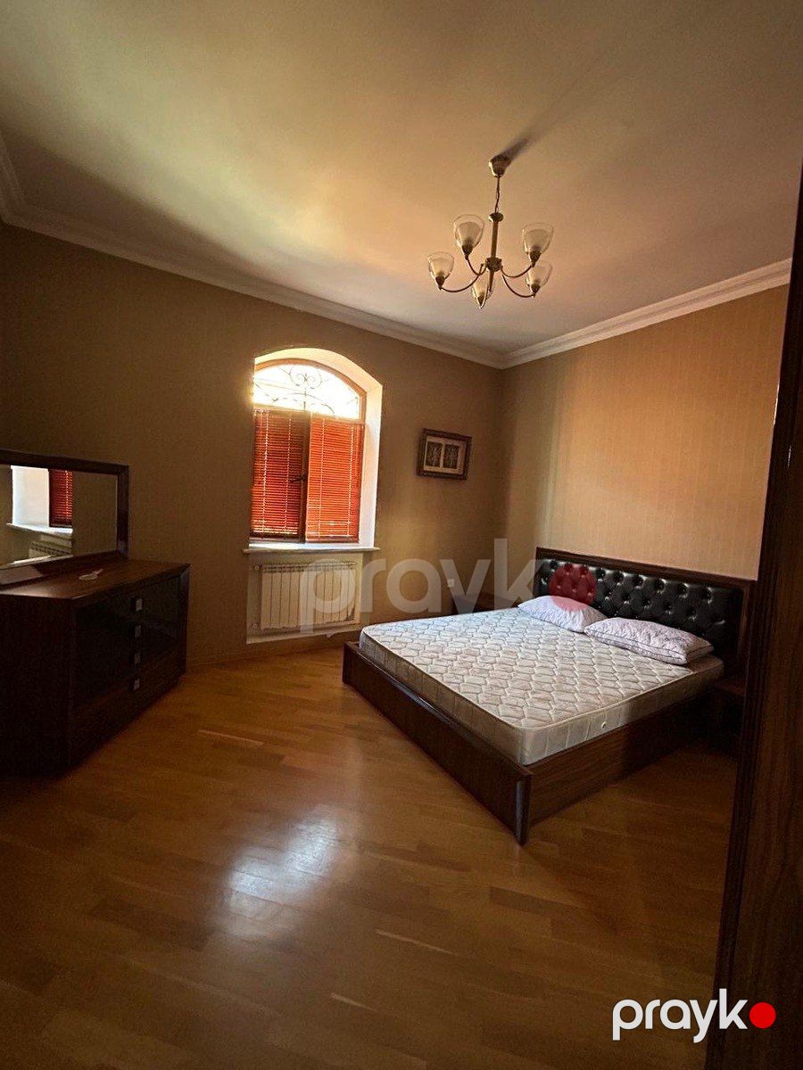 İcarəyə verilir 4 otaqlı həyət evi/bağ evi 400 m² — Ev, villa, Bakı (11)