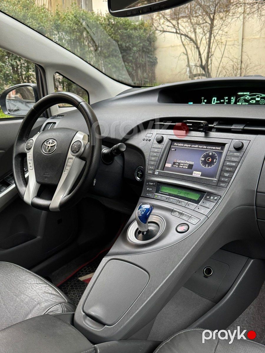 Toyota Prius 30 kuza icarəsi — Avadanlıq icarəsi, Bakı (4)