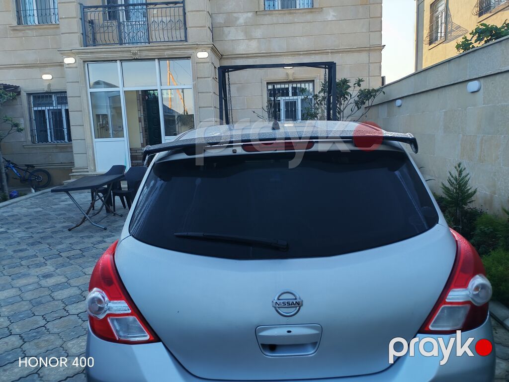 Nissan Tiida: 0.5 l 2011 il Hetçbek — Avtomobillər, Saray (6)