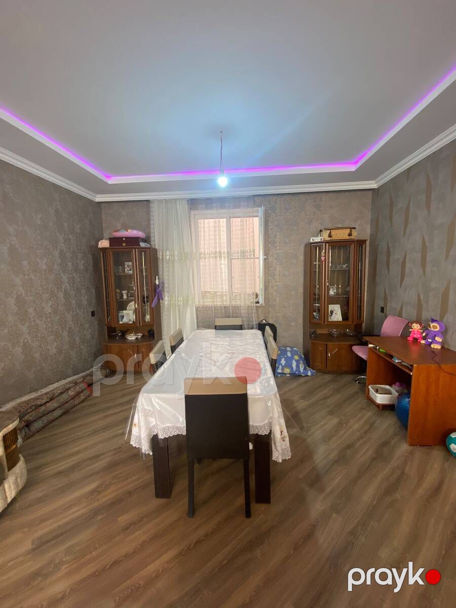 Satılır 4 otaqlı həyət evi/bağ evi 200 m² — Ev, villa, Bakı (5)