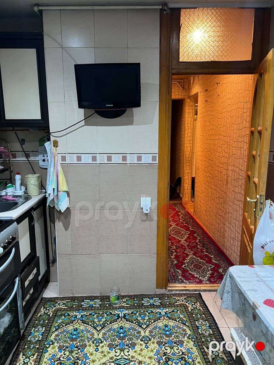 Satılır 2 otaqlı köhnə tikili 59 m² — Mənzil, Bakı (9)