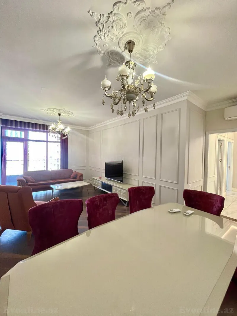 Kirayə verilir 3 otaqlı Mənzil Yeni tikili 148 m² Bakı, Yasamal r., 8 Noyabr m — Mənzil, Bakı (3)
