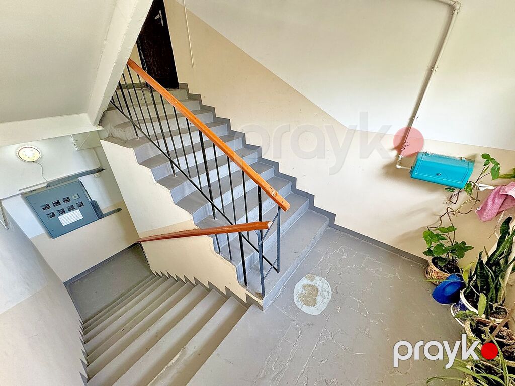 Satılır 2 otaqlı köhnə tikili 60 m² — Mənzil, Bakı (3)