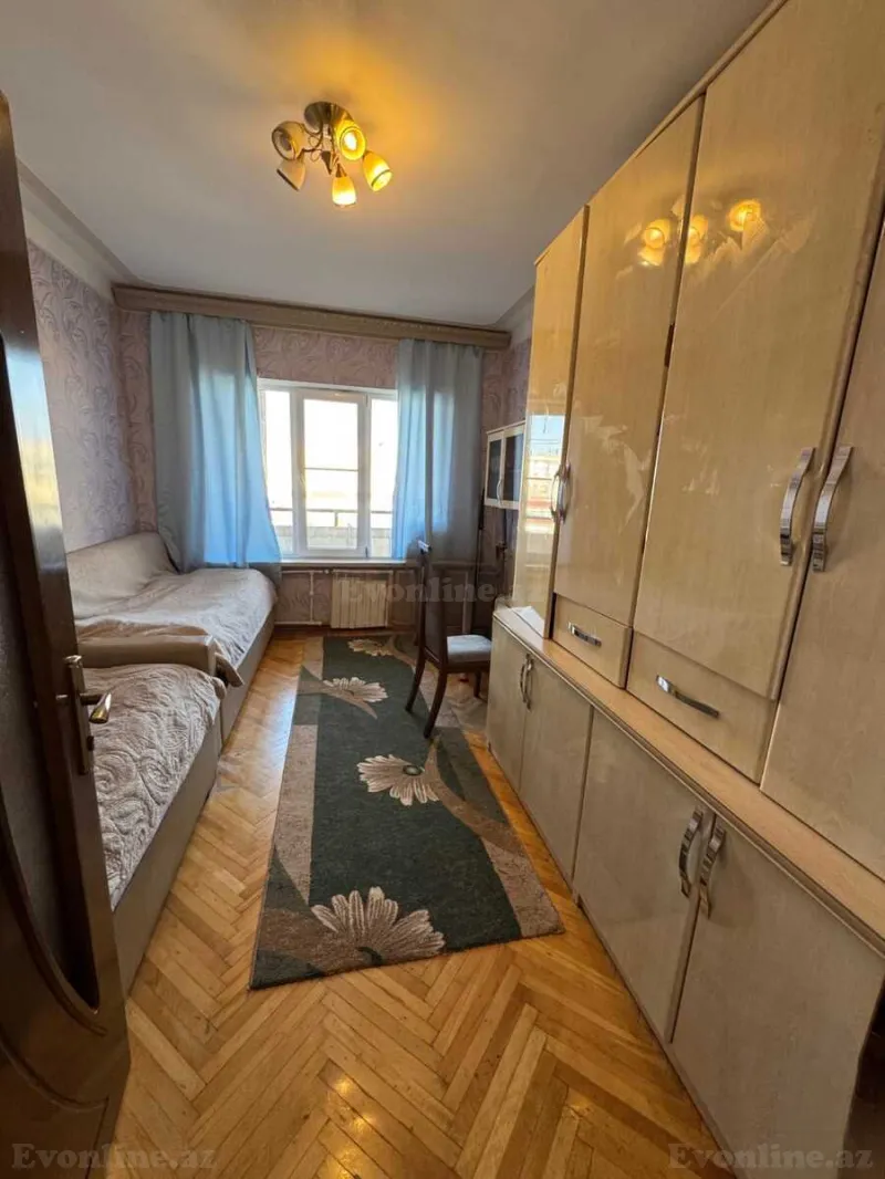 Satılır 3 otaqlı Mənzil Köhnə tikili 85 m² Bakı, Nizami r., Neftçilər m., 8-ci kilometr — Mənzil, Bakı (6)