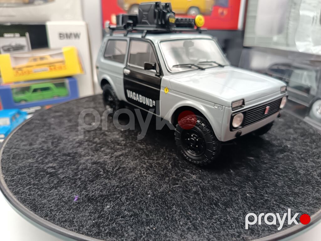 Kolleksionerlər üçün xüsusi təklif Lada Niva 1:18 Solido — Modellar, Masazır (8)