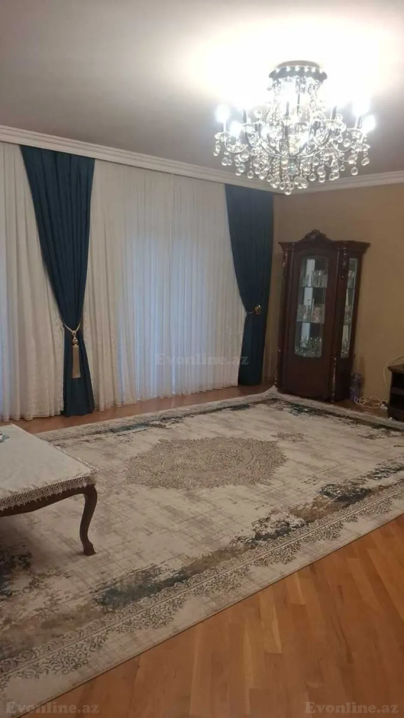 Kirayə verilir 3 otaqlı Mənzil Köhnə tikili 110 m² Bakı, Yasamal r., Elmlər Akademiyası m — Mənzil, Bakı (3)