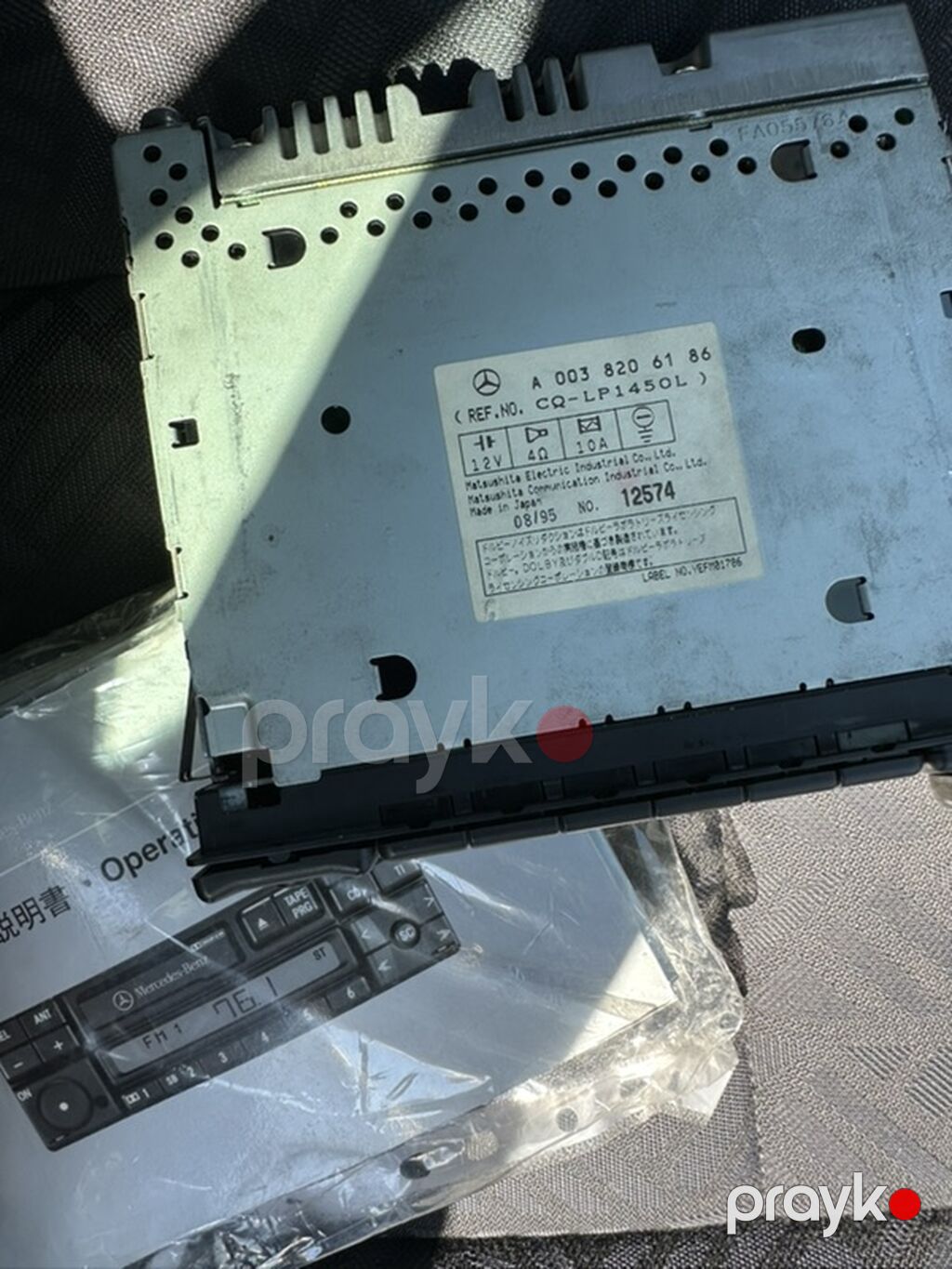 Mercedesin original maqnitafonu satilir. kitabcasida var. her bir — Avtomobil akustikası, Bakı (3)