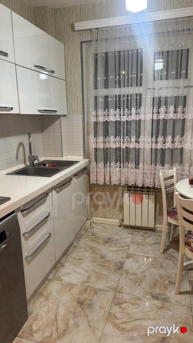 İcarəyə verilir 3 otaqlı köhnə tikili 65 m² — Mənzil, Bakı (8)