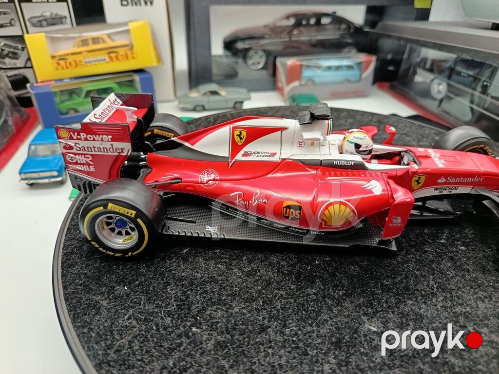 Ferrari, 2026 il, 1:18, Dəmir, Ünvandan götürmə — Modellar, Masazır (10)