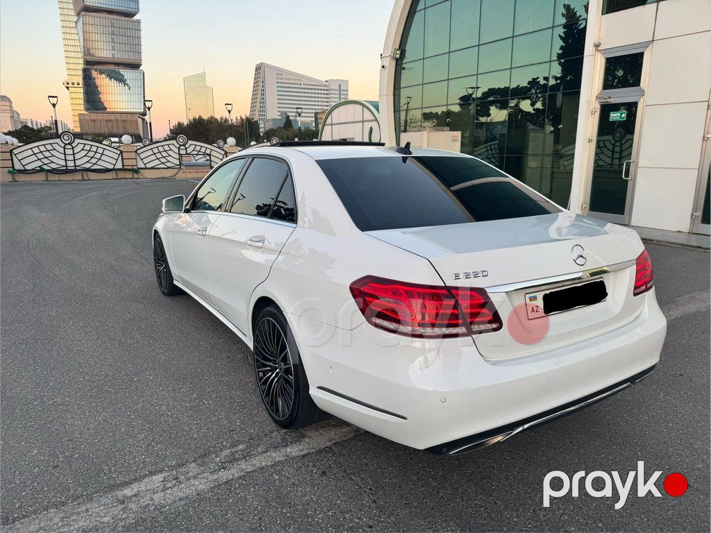 Mercedes E 250, 2.1 L, 2016 il, 185 000 km — Avtomobillər, Bakı (4)