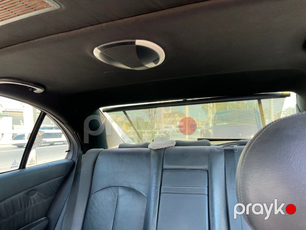 Mercedes E 320, 3.2 L, 2003 il, 300 000 km — Avtomobillər, Bakı (11)