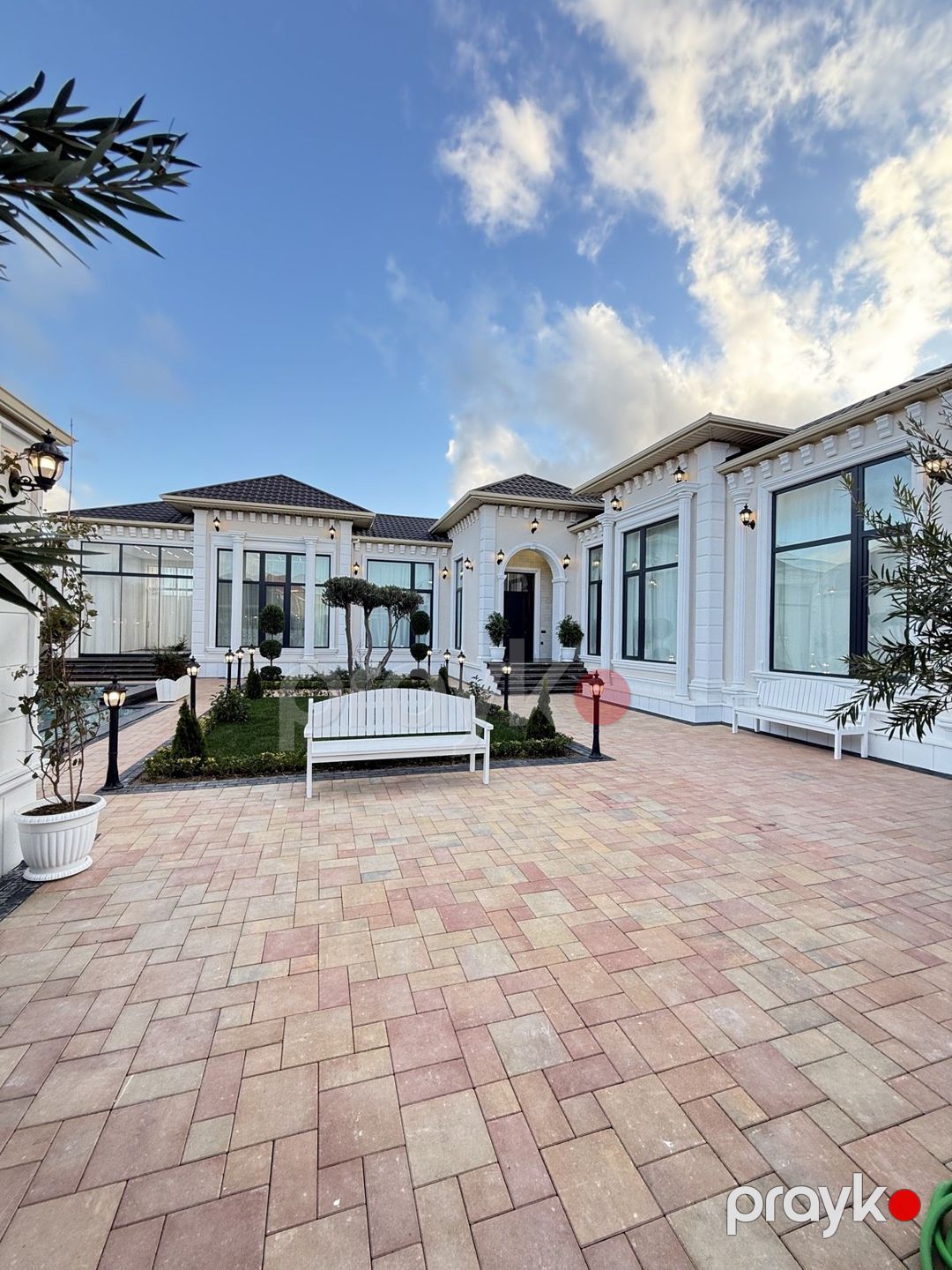 Satılır 5 otaqlı həyət evi/bağ evi 250 m² — Ev, villa, Bakı (3)