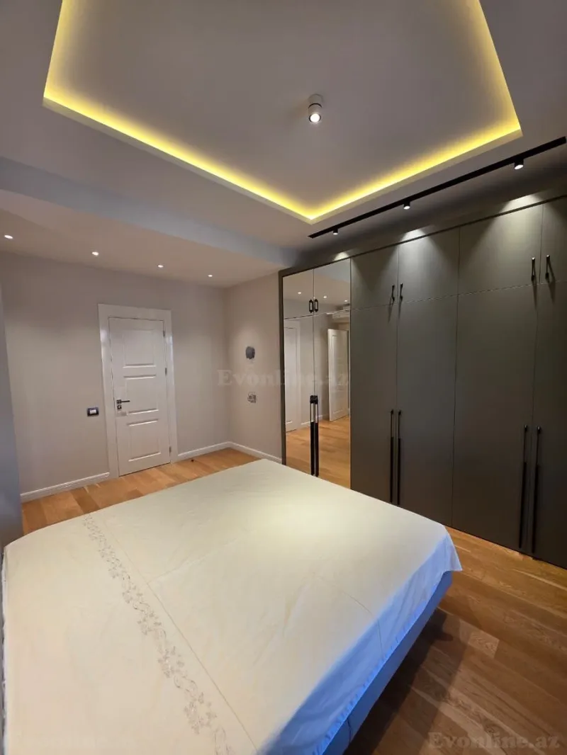 Kirayə verilir 4 otaqlı Mənzil Yeni tikili 205 m² Bakı, Xətai r., Ağ şəhər — Mənzil, Bakı (8)