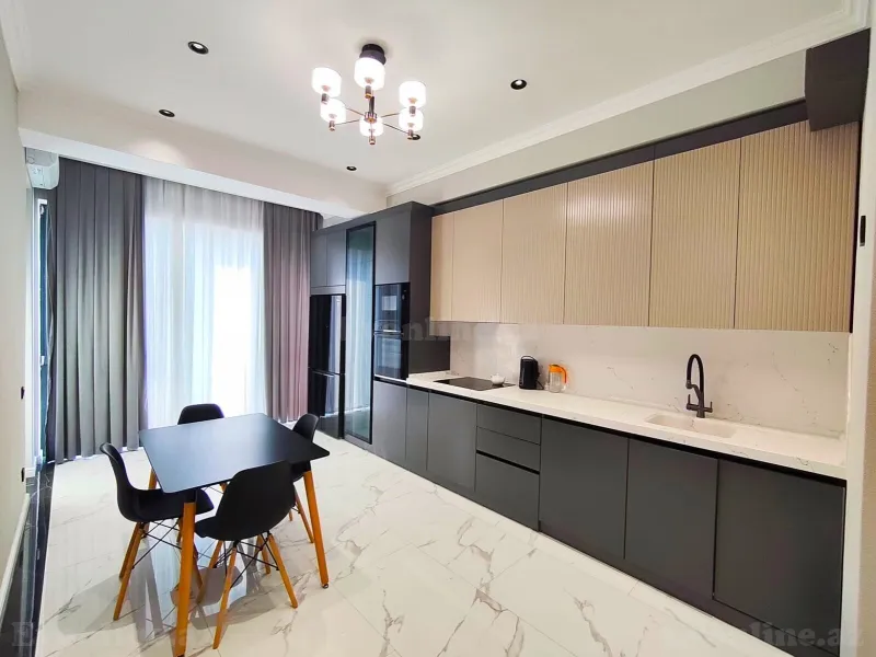 Kirayə verilir 3 otaqlı Mənzil Yeni tikili 146 m² Bakı, Nərimanov r., Koroğlu m — Mənzil, Bakı (4)