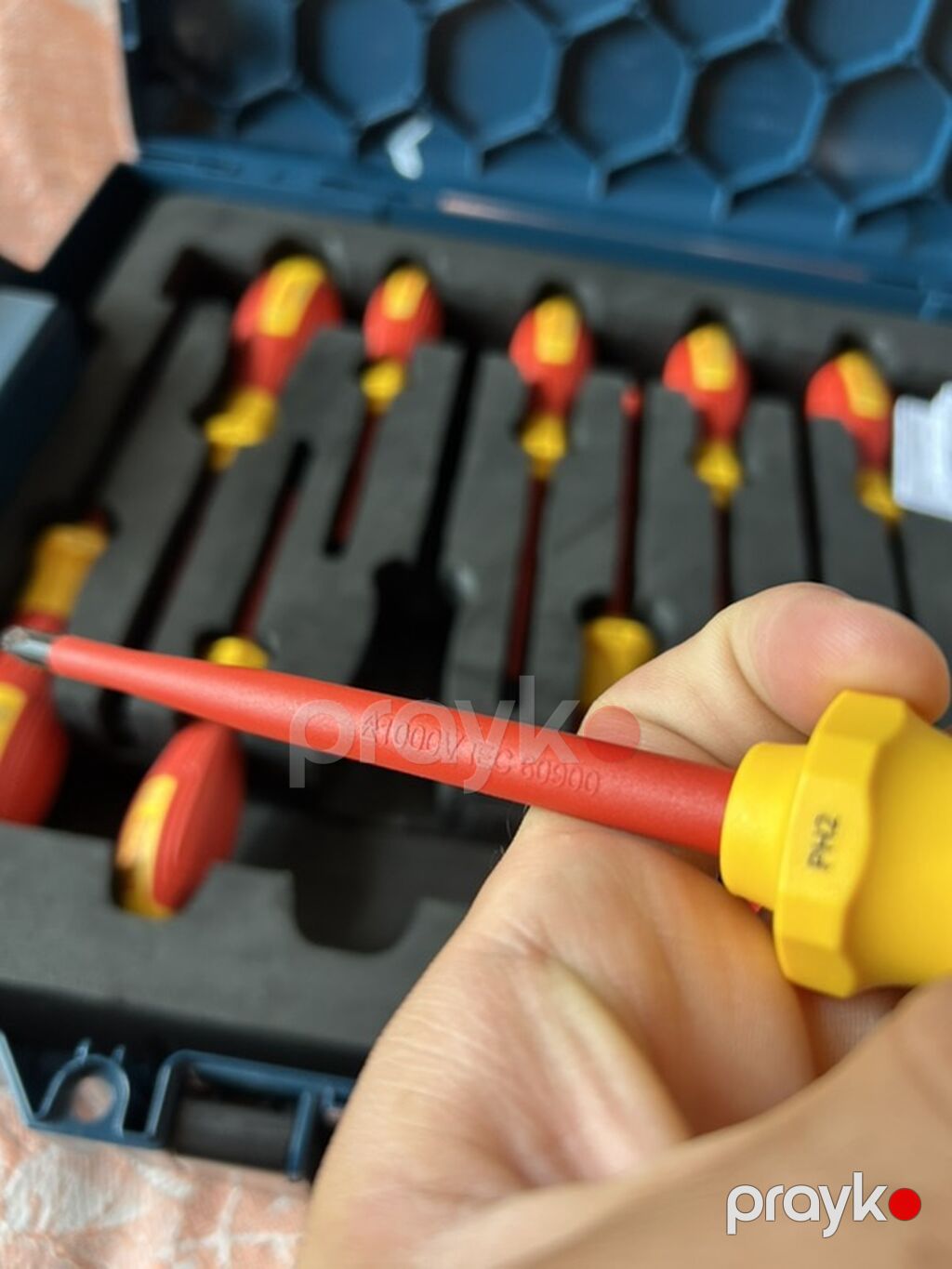 Salam orjinal bosch 14 parçalı 1000v davamlı vint açandır, yenidir — Müxtəlif alət dəstləri, Bakı (7)