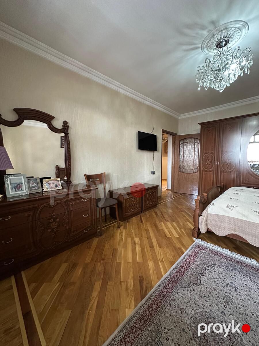 Satılır 4 otaqlı köhnə tikili 125 m² — Mənzil, Bakı (8)