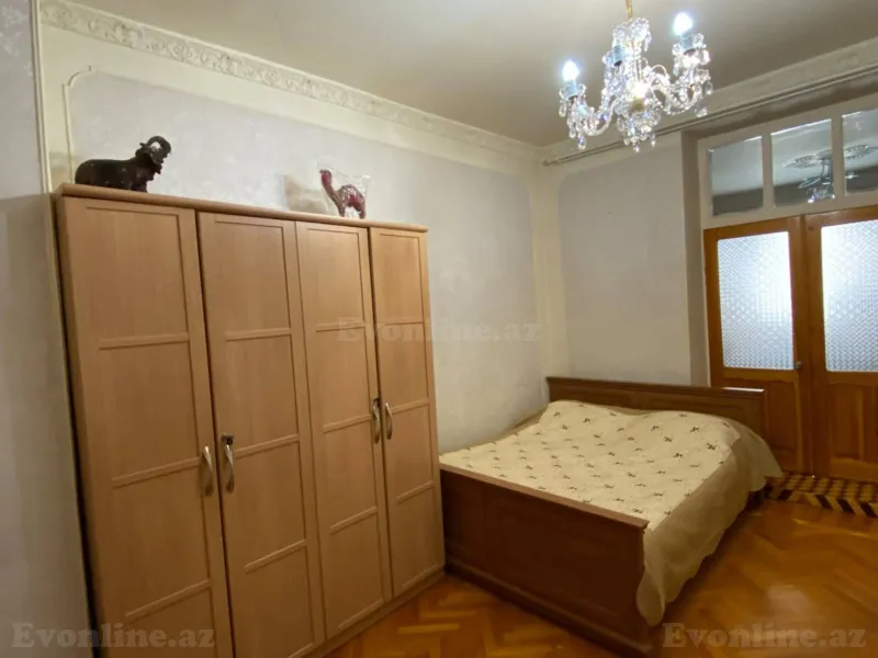 Kirayə verilir 5 otaqlı Mənzil Köhnə tikili 150 m² Bakı, Nəsimi r — Mənzil, Bakı (2)