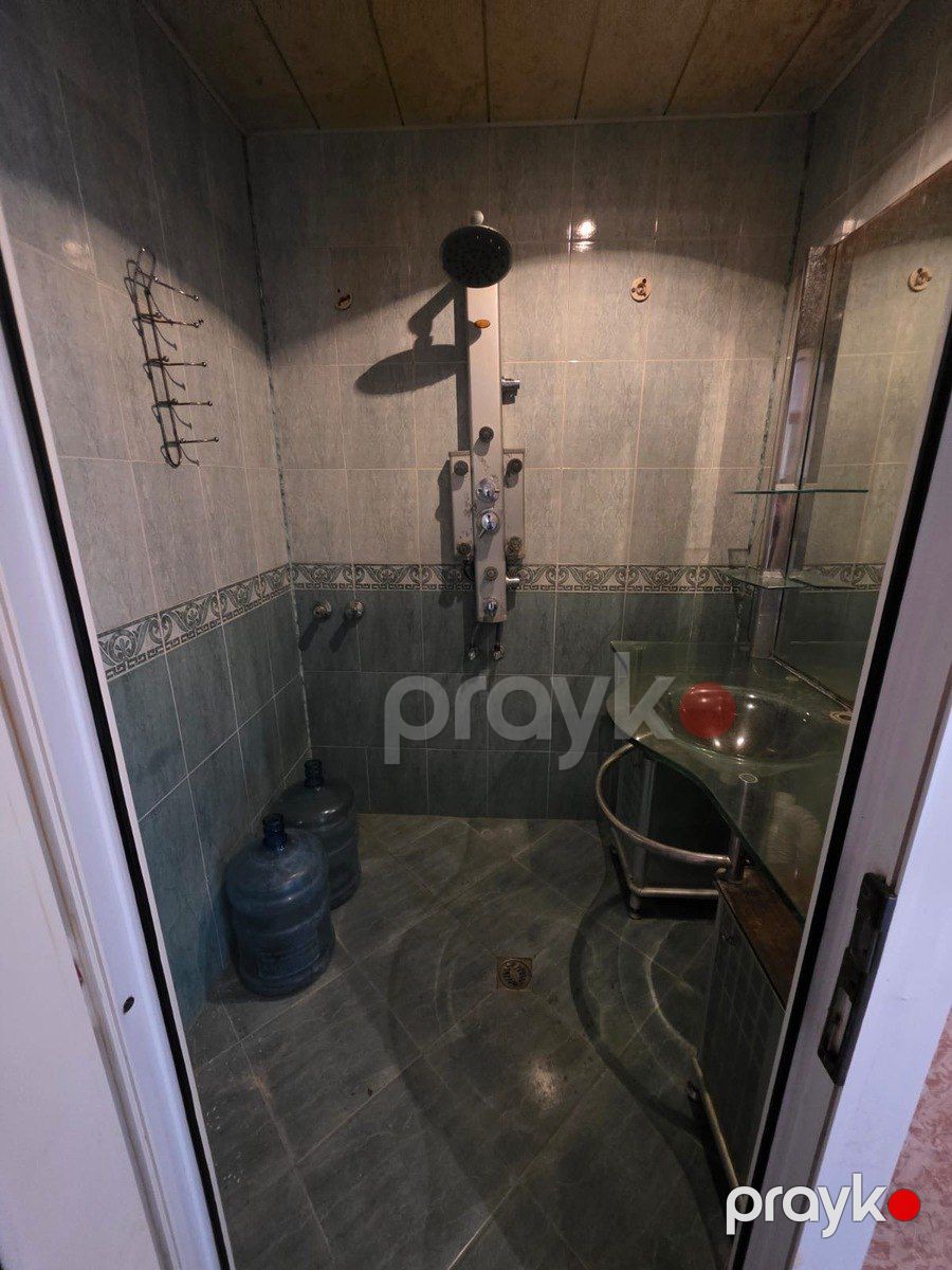 Satılır 2 otaqlı köhnə tikili 70 m² — Mənzil, Bakı (11)