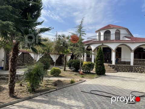 Villa, Xudat r — Xudat