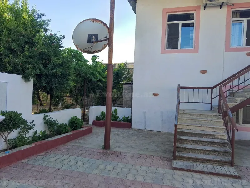 Satılır 8 otaqlı Həyət evi 200 m² Bakı, Xəzər r., Buzovna — Ev, villa, Bakı (2)