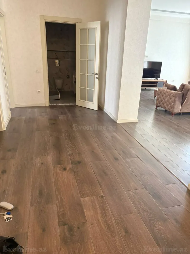 Kirayə verilir 3 otaqlı Mənzil Yeni tikili 133 m² Bakı, Xətai r., Ağ şəhər — Mənzil, Bakı (6)