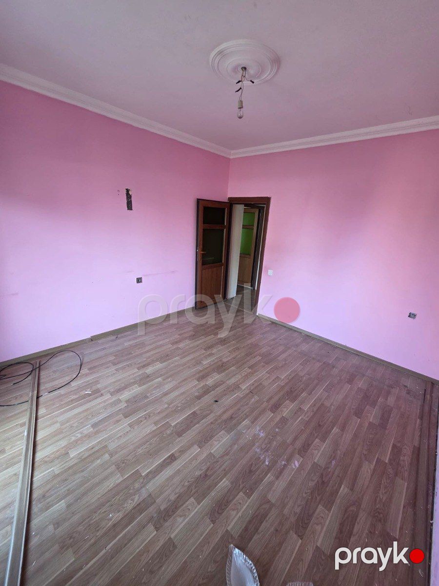 Satılır 2 otaqlı köhnə tikili 70 m² — Mənzil, Bakı (12)