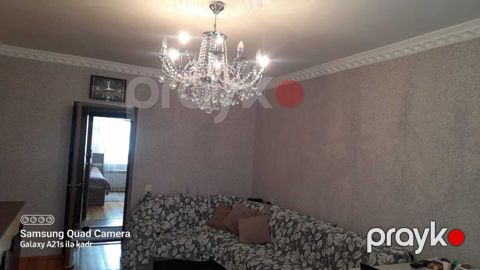 Satılır 3 otaqlı köhnə tikili 64 m² — Bakı