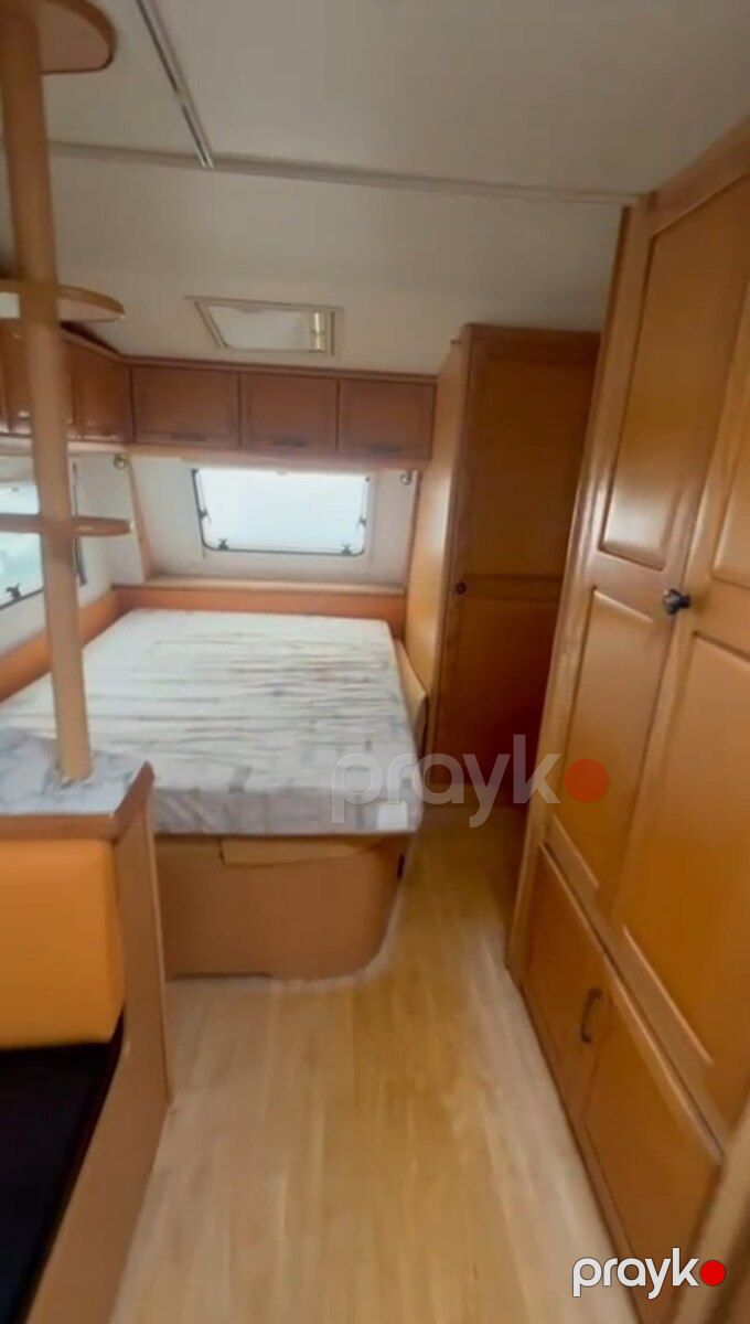 Karavan, 2001 il — Yük avtomobilləri və qoşqular, Bakı (6)