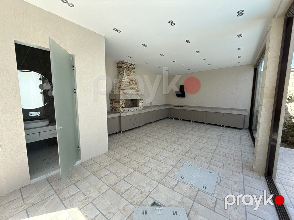 Satılır 5 otaqlı həyət evi/bağ evi 300 m² — Ev, villa, Bakı (5)