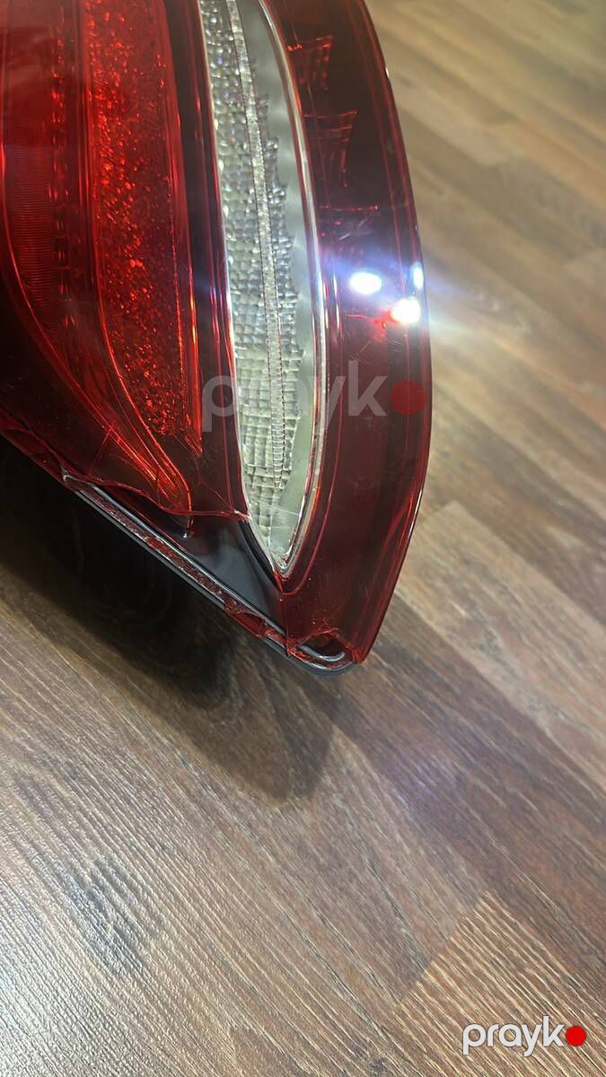 Mercedes W213, E200 2018 arxa sağ stopu — Ehtiyat hissələri və aksesuarlar, Bakı (2)