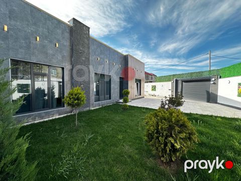 Satılır 4 otaqlı həyət evi/bağ evi 160 m² — Bakı