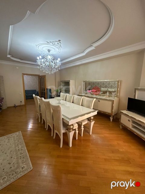 Satılır 3 otaqlı yeni tikili 140 m² — Bakı