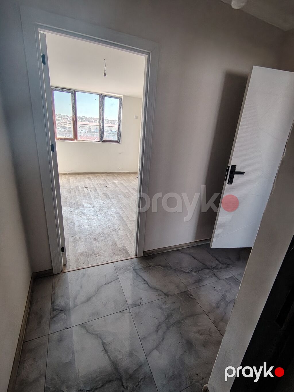 Satılır: mansard tipli 2 otaqlı mənzil - Planlaşdırma: giriş dəhlizi — Mənzil, Xırdalan (3)