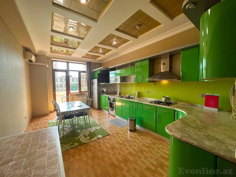 Kirayə verilir 4 otaqlı Mənzil Yeni tikili 220 m² Bakı, Nərimanov r., Gənclik m — Mənzil, Bakı (6)