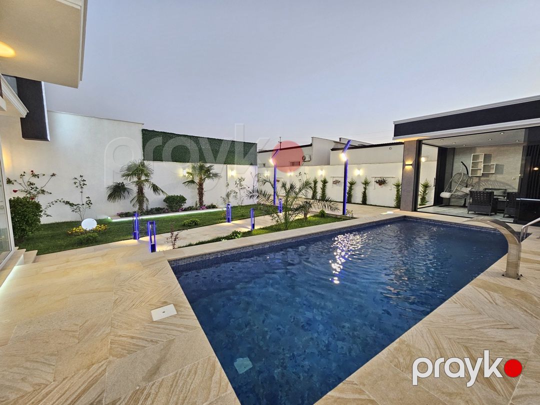 Satılır 4 otaqlı həyət evi/bağ evi 200 m² — Ev, villa, Bakı (7)
