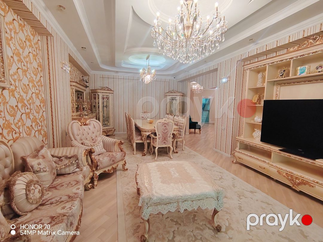 Satılır 4 otaqlı yeni tikili 240 m² — Mənzil, Bakı (2)