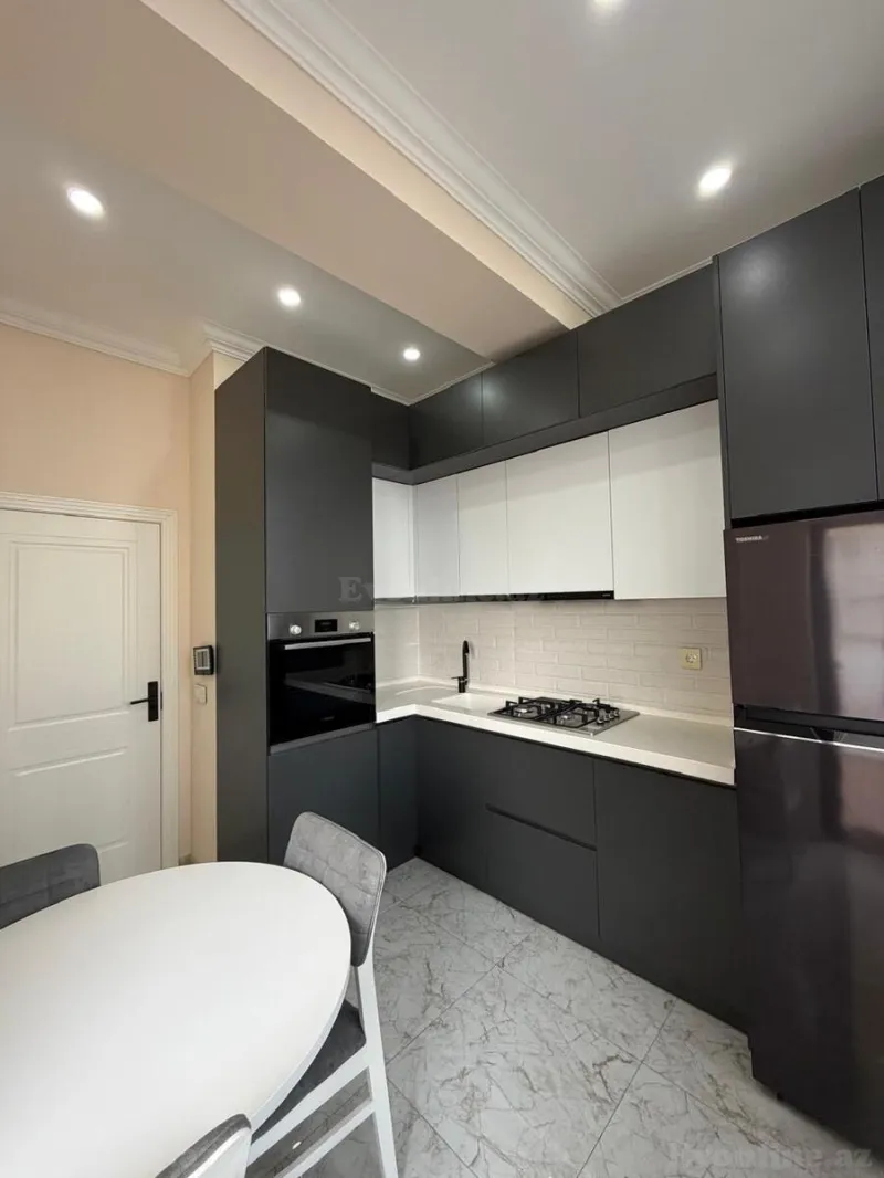Kirayə verilir 2 otaqlı Mənzil Yeni tikili 90 m² Bakı, Nəsimi r., 20 Yanvar m., 2-ci mikrorayon — Bakı